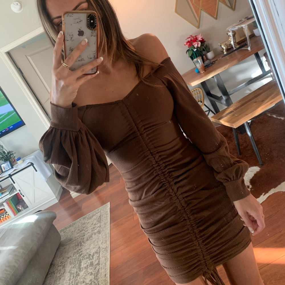 PrettyLittleThing •Size 4 dress• Adjustable Ties